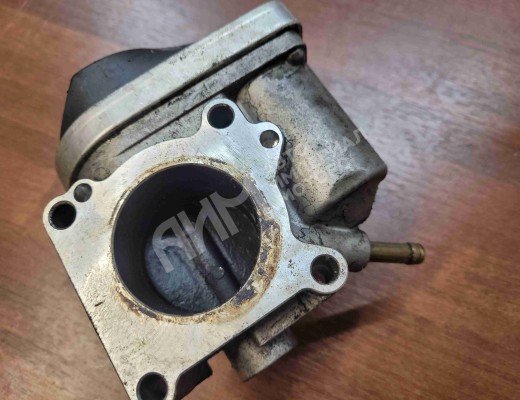 Заслонка дроссельная Volkswagen Golf IV (1J) 1997-2004  Volkswagen Golf Golf IV (1J) 1997-2004