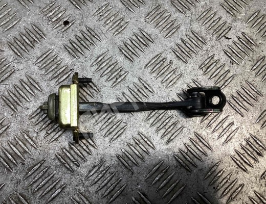 Ограничитель открывания двери Ford Focus I 2001-2005 рестайлинг  Ford Focus Focus I 2001-2005 рестайлинг