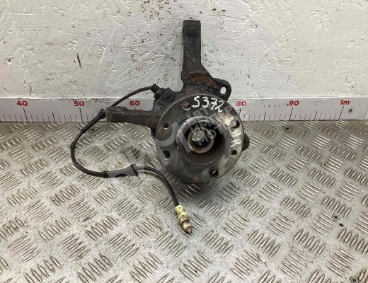 Ступица передняя правая Renault Kangoo I 2003-2007 рестайлинг  Renault Kangoo Kangoo I 2003-2007 рестайлинг