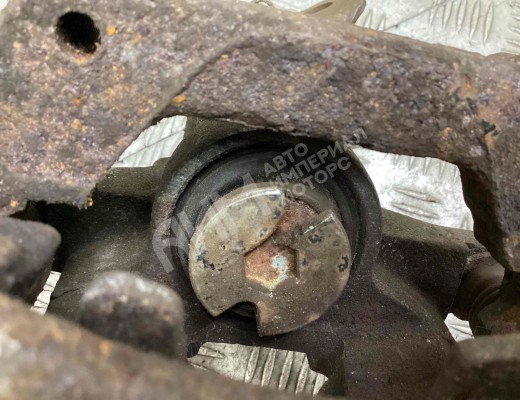 Суппорт задний правый Ford Mondeo III 2003-2007 рестайлинг  Ford Mondeo Mondeo III 2003-2007 рестайлинг