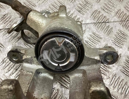 Суппорт задний правый Audi A4 B5 (8D) 1994-1999  Audi A4 A4 B5 (8D) 1994-1999