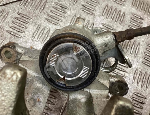 Суппорт задний левый Audi A4 B5 (8D) 1994-1999  Audi A4 A4 B5 (8D) 1994-1999