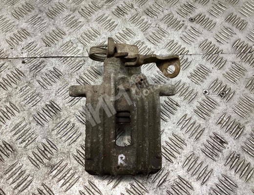 Суппорт задний правый Volkswagen Passat B5+ (3B) 2000-2005 рестайлинг  Volkswagen Passat Passat B5+ (3B) 2000-2005 рестайлинг
