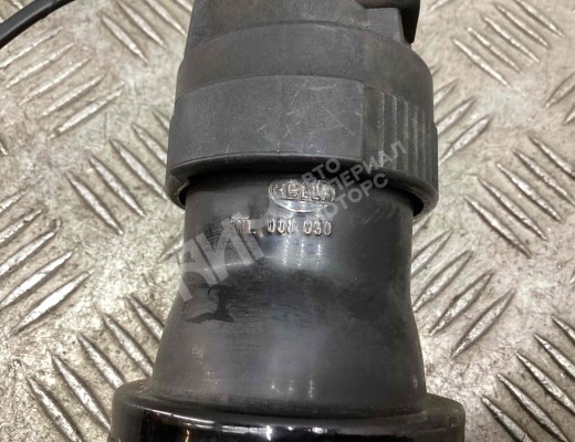 Фара противотуманная правая BMW 3-Series (E46) 2001-2005 рестайлинг  BMW 3-Series 3-Series (E46) 2001-2005 рестайлинг
