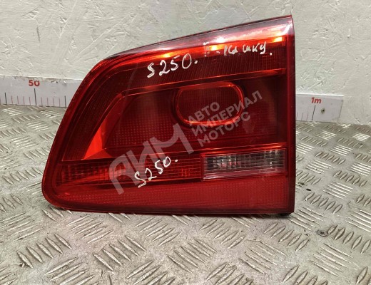 Фонарь крышки багажника правый Volkswagen Touran I (1T) 2010-2015 2-й рестайлинг  Volkswagen Touran Touran I (1T) 2010-2015 2-й рестайлинг