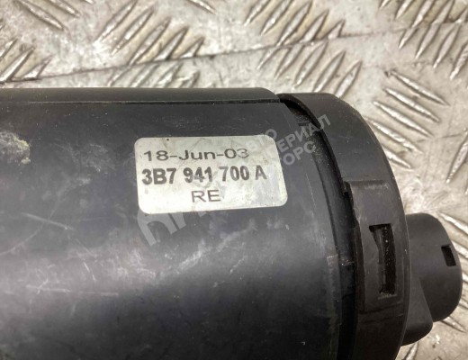 Фара противотуманная правая Volkswagen Passat B5+ (3B) 2000-2005 рестайлинг  Volkswagen Passat Passat B5+ (3B) 2000-2005 рестайлинг