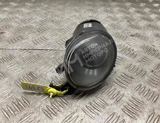 Фара противотуманная правая Volkswagen Passat B5+ (3B) 2000-2005 рестайлинг  Volkswagen Passat Passat B5+ (3B) 2000-2005 рестайлинг