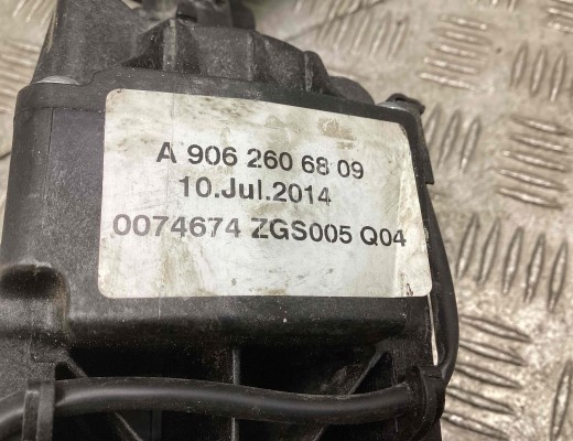 Кулиса Mercedes Sprinter II (W906) 2013-2018 рестайлинг  Mercedes Sprinter Sprinter II (W906) 2013-2018 рестайлинг