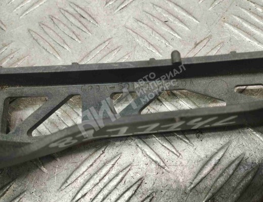 Крепление фары левой Mazda 6 I (GG) 2005-2007 рестайлинг  Mazda 6 6 I (GG) 2005-2007 рестайлинг