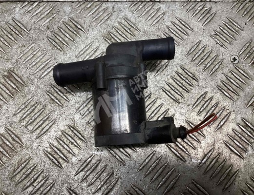 Насос антифриза дополнительный Volkswagen Passat B5+ (3B) 2000-2005 рестайлинг  Volkswagen Passat Passat B5+ (3B) 2000-2005 рестайлинг