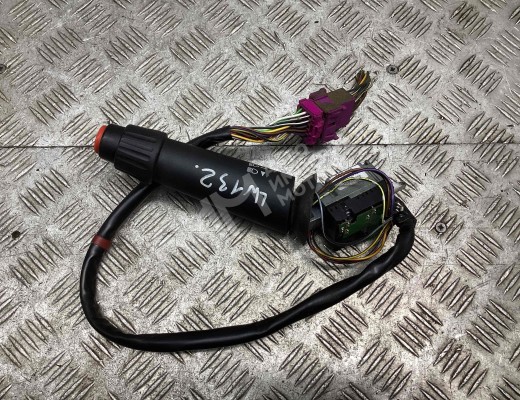 Переключатель подрулевой (стрекоза) Mercedes Vario (W670) 1996-2013  Mercedes Vario Vario (W670) 1996-2013