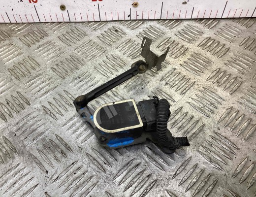 Датчик положения кузова Mercedes E (W212) 2013-2016 рестайлинг  Mercedes E E (W212) 2013-2016 рестайлинг