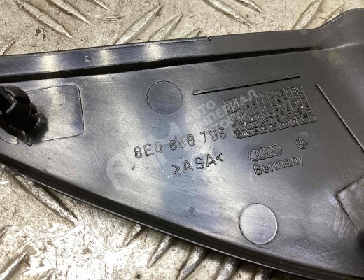 Накладка двери передней левой Audi A4 B7 (8EC, 8ED) 2004-2008  Audi A4 A4 B7 (8EC, 8ED) 2004-2008