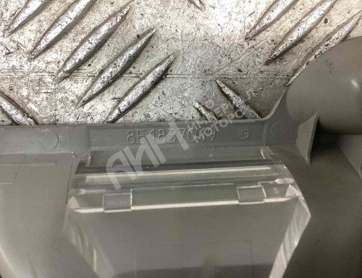 Ручка внутренняя передняя левая Audi A4 B7 (8EC, 8ED) 2004-2008  Audi A4 A4 B7 (8EC, 8ED) 2004-2008