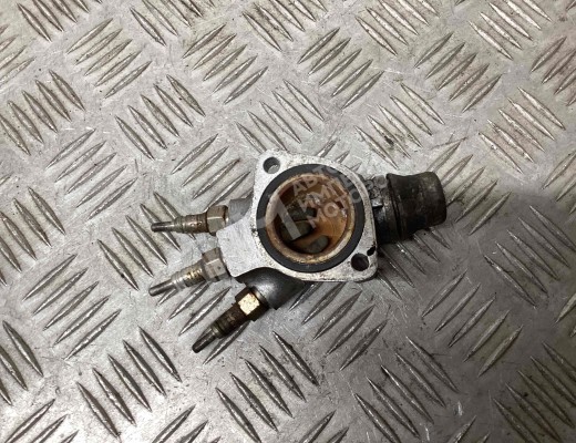 Подогреватель охлаждающей жидкости (антифриза) Volkswagen Passat B5 (3B) 1996-2000  Volkswagen Passat Passat B5 (3B) 1996-2000