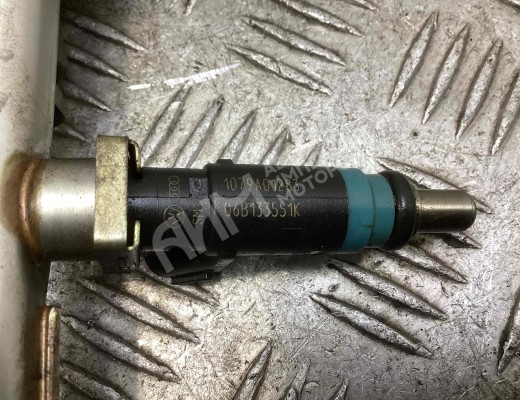 Форсунка Audi A4 B6 (8EC, 8E5) 2000-2004  Audi A4 A4 B6 (8EC, 8E5) 2000-2004