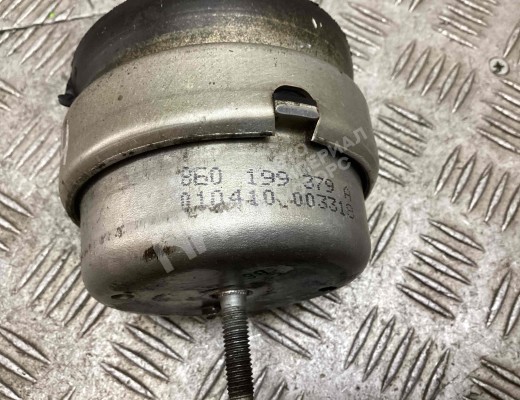 Подушка крепления двигателя Audi A4 B6 (8EC, 8E5) 2000-2004  Audi A4 A4 B6 (8EC, 8E5) 2000-2004