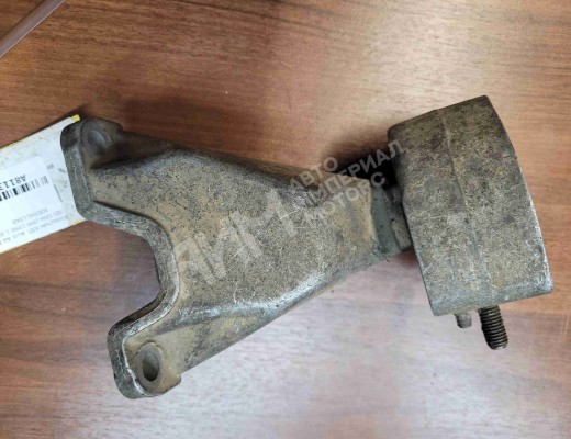 Кронштейн КПП Audi A4 B5 (8D) 1994-1999  Audi A4 A4 B5 (8D) 1994-1999