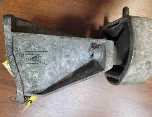 Кронштейн КПП Audi A6 C5 (4B) 2001-2004 рестайлинг  Audi A6 A6 C5 (4B) 2001-2004 рестайлинг