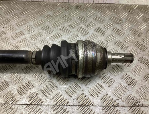 Полуось передняя правая (приводной вал, ШРУС) Opel Vectra C 2002-2005  Opel Vectra Vectra C 2002-2005