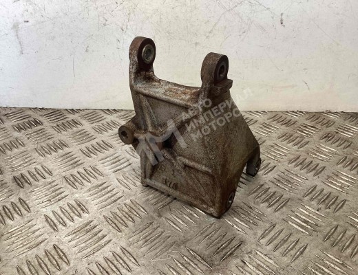 Кронштейн гидроусилителя Mitsubishi Grandis (NA) 2003-2011  Mitsubishi Grandis Grandis (NA) 2003-2011