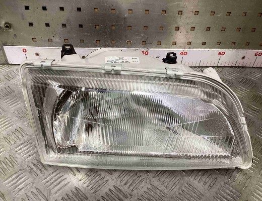 Фара правая Volvo S40 I (VS) 1995-2000  Volvo S40 S40 I (VS) 1995-2000