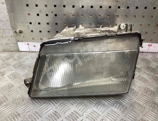 Фара левая Mercedes Vario (W670) 1996-2013  Mercedes Vario Vario (W670) 1996-2013