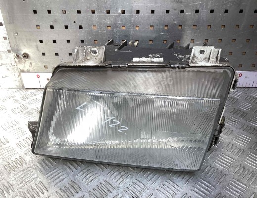 Фара левая Mercedes Vario (W670) 1996-2013  Mercedes Vario Vario (W670) 1996-2013