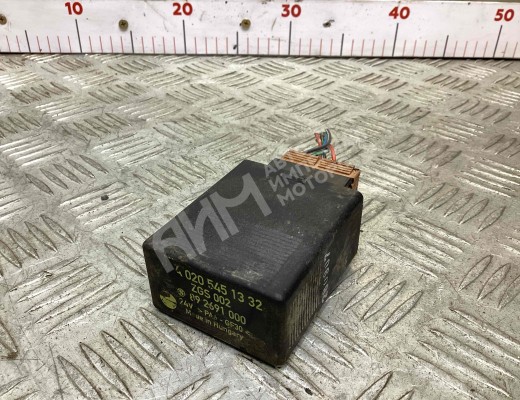 Реле поворотов Mercedes Vario (W670) 1996-2013  Mercedes Vario Vario (W670) 1996-2013