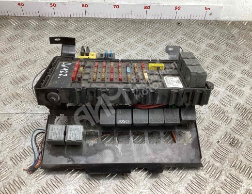 Блок предохранителей Mercedes Vario (W670) 1996-2013  Mercedes Vario Vario (W670) 1996-2013