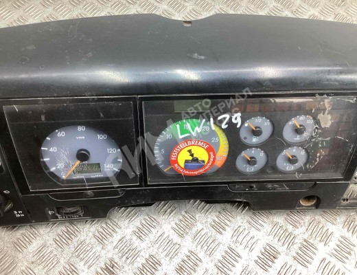 Щиток приборов (приборная панель) Mercedes Vario (W670) 1996-2013  Mercedes Vario Vario (W670) 1996-2013