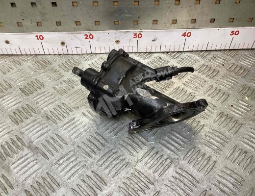 Насос вакуумный Ford Focus I 2001-2005 рестайлинг  Ford Focus Focus I 2001-2005 рестайлинг