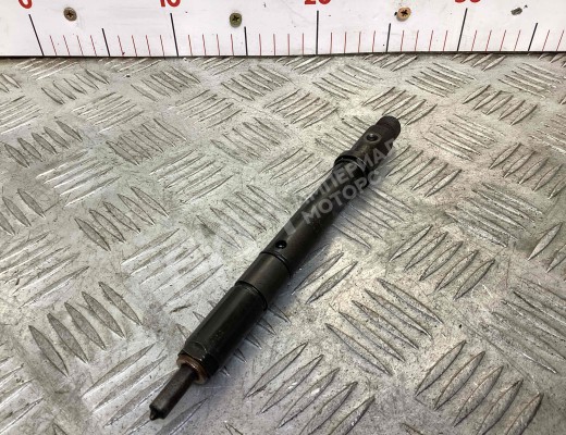 Форсунка Audi A6 C5 (4B) 2001-2004 рестайлинг  Audi A6 A6 C5 (4B) 2001-2004 рестайлинг