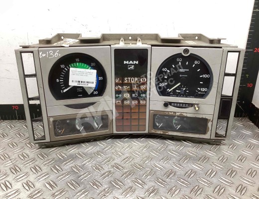 Щиток приборов (приборная панель) MAN L2000 1994-2002  MAN L2000 L2000 1994-2002