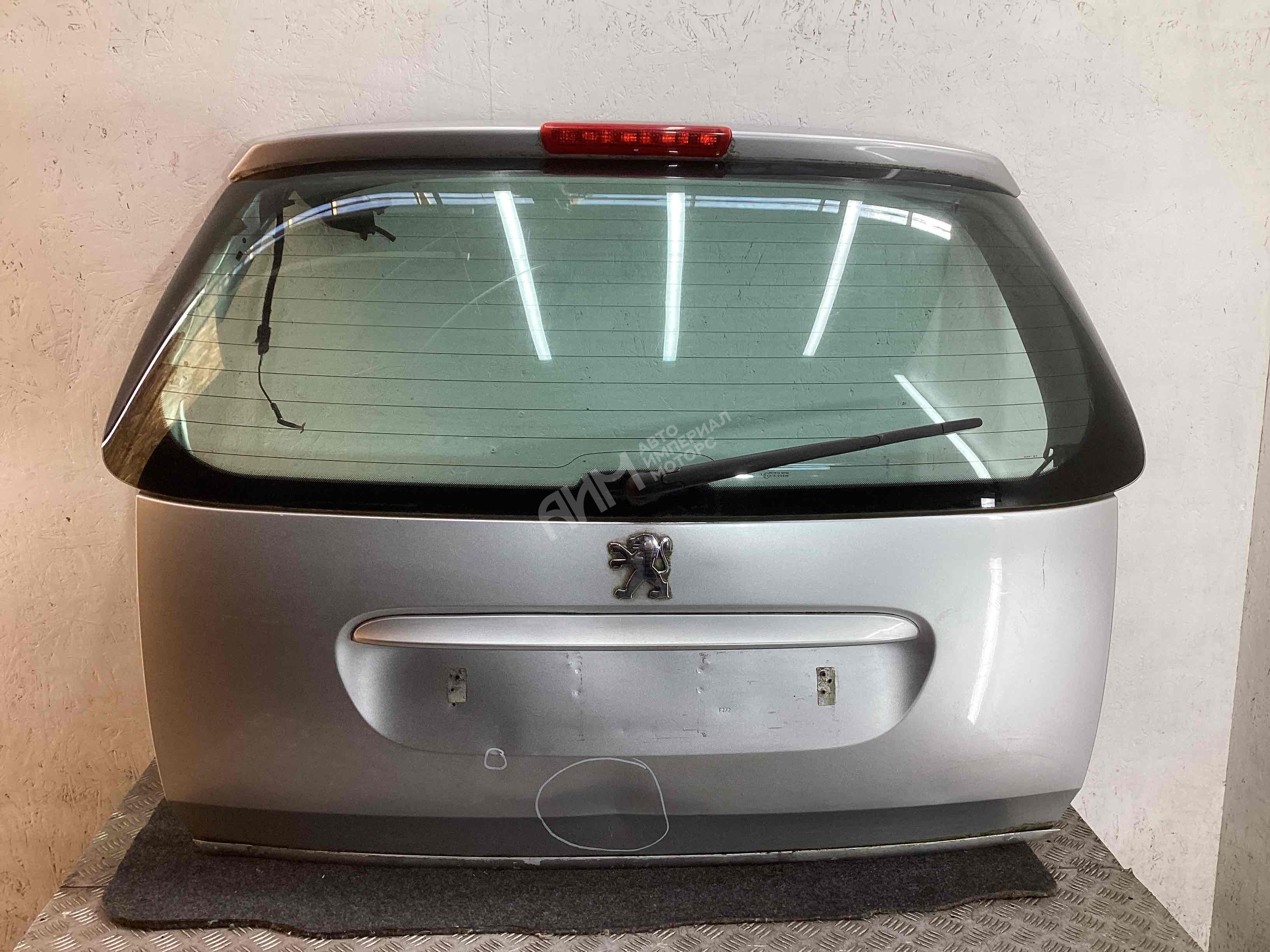 Крышка багажника (дверь 3-5)  Peugeot 307