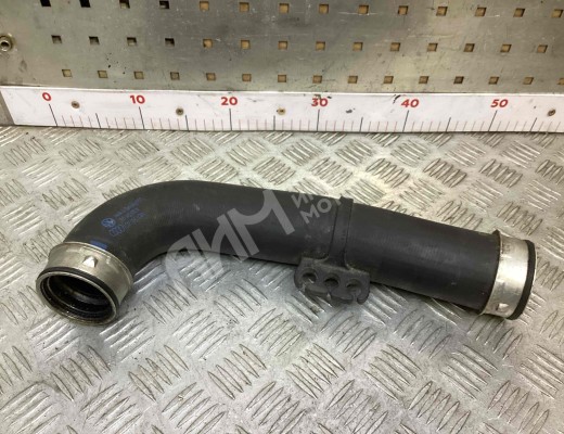 Патрубок интеркулера Volkswagen Golf V (1K) 2004-2009  Volkswagen Golf Golf V (1K) 2004-2009