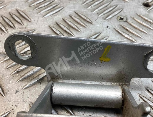 Петля крышки багажника Chrysler PT Cruiser I (PT) 2000-2006  Chrysler PT Cruiser PT Cruiser I (PT) 2000-2006