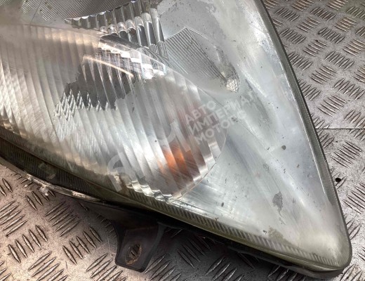 Фара правая Mercedes Sprinter II (W906) 2006-2013  Mercedes Sprinter Sprinter II (W906) 2006-2013
