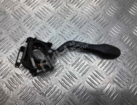 Переключатель дворников Volkswagen Golf III (1H) 1991-1997  Volkswagen Golf Golf III (1H) 1991-1997
