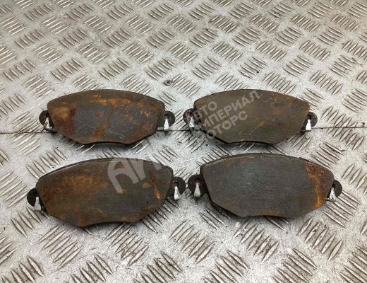 Тормозные колодки передние Ford Mondeo III 2003-2007 рестайлинг  Ford Mondeo Mondeo III 2003-2007 рестайлинг