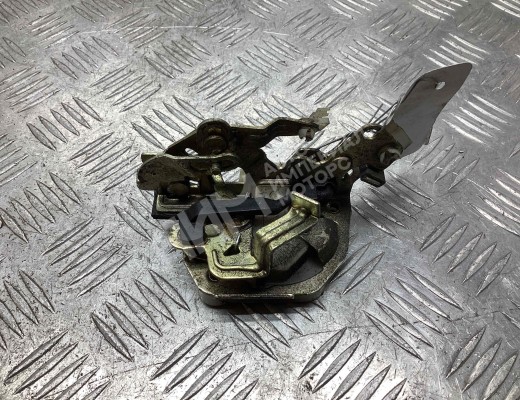 Замок двери задней левой Mazda 626 III (GD) 1987-1992  Mazda 626 626 III (GD) 1987-1992