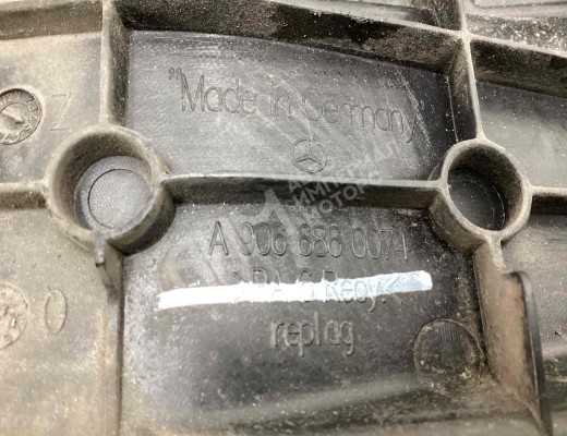 Накладка внутренняя на заднюю панель кузова Mercedes Sprinter II (W906) 2006-2013  Mercedes Sprinter Sprinter II (W906) 2006-2013