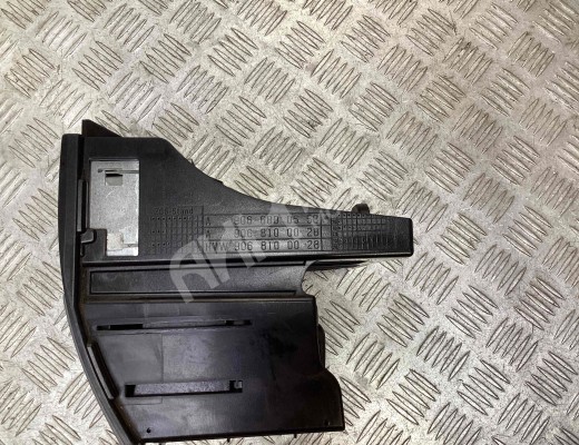 Подстаканник Mercedes Sprinter II (W906) 2006-2013  Mercedes Sprinter Sprinter II (W906) 2006-2013