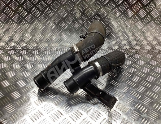 Патрубок интеркулера Volvo V40 I (VW) 1995-2000  Volvo V40 V40 I (VW) 1995-2000