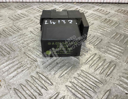 Реле поворотов Mercedes Vario (W670) 1996-2013  Mercedes Vario Vario (W670) 1996-2013