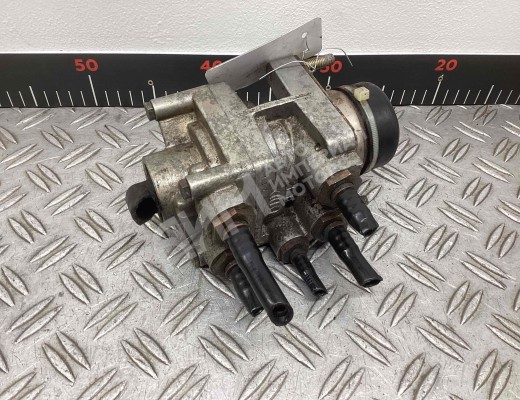 Кран главный тормозной MAN L2000 1994-2002  MAN L2000 L2000 1994-2002