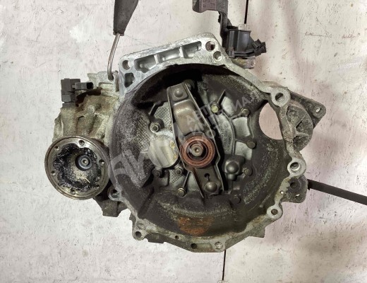 КПП механическая (МКПП) 5-ступенчатая Volkswagen Golf IV (1J) 1997-2004  Volkswagen Golf Golf IV (1J) 1997-2004