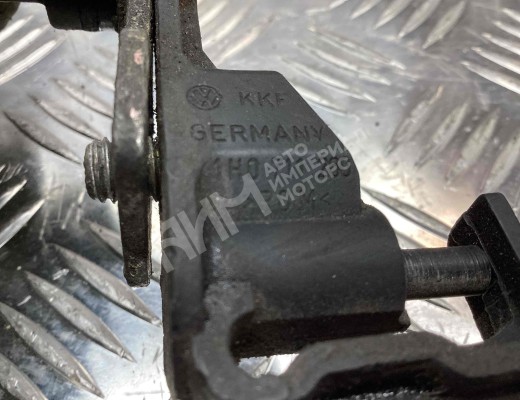 Флажок кулисы КПП Volkswagen Passat B4 (3A) 1993-1997  Volkswagen Passat Passat B4 (3A) 1993-1997