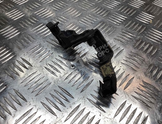 Флажок кулисы КПП Volkswagen Passat B4 (3A) 1993-1997  Volkswagen Passat Passat B4 (3A) 1993-1997