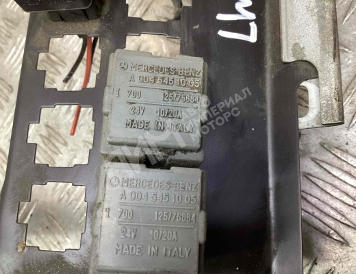 Блок реле Mercedes Vario (W670) 1996-2013  Mercedes Vario Vario (W670) 1996-2013